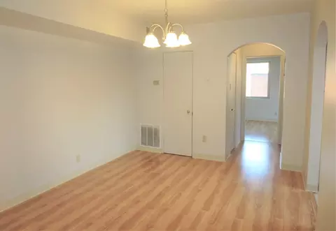 5710 Phillips Ave #A6, Pittsburgh, PA 15217