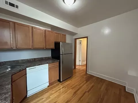 4601 N Western Ave, Chicago, IL 60625