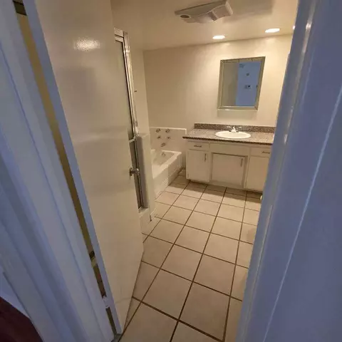 275 S Oakland Ave, Pasadena, CA 91101 photo 8