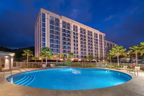 7000 Hawaii Kai Dr, East Honolulu, HI 96825