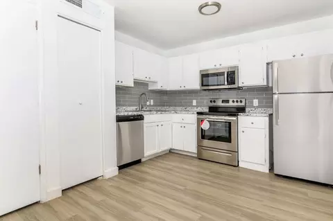 120 W Dobbins Rd, Phoenix, AZ 85041