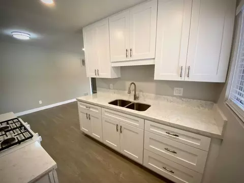 455 W Dryden St, Glendale, CA 91202 photo 7