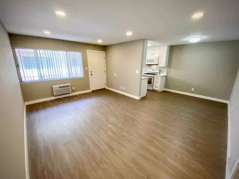455 W Dryden St, Glendale, CA 91202 photo 16