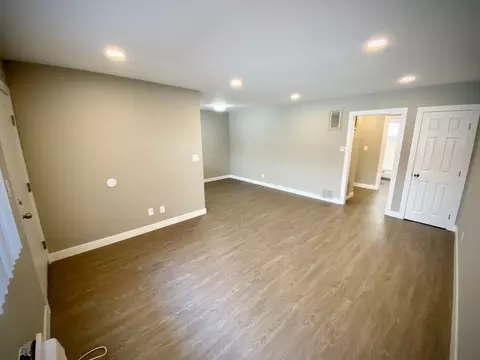 455 W Dryden St, Glendale, CA 91202 photo 3