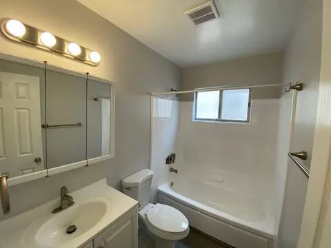 455 W Dryden St, Glendale, CA 91202 photo 11