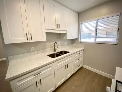 455 W Dryden St, Glendale, CA 91202 photo 6