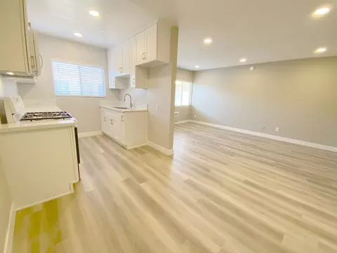 455 W Dryden St, Glendale, CA 91202 photo 23