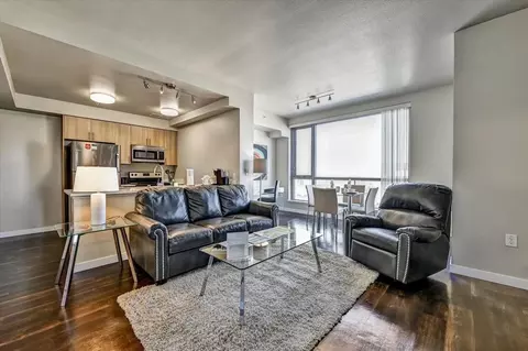 N Almaden Ave, San Jose, CA 95110