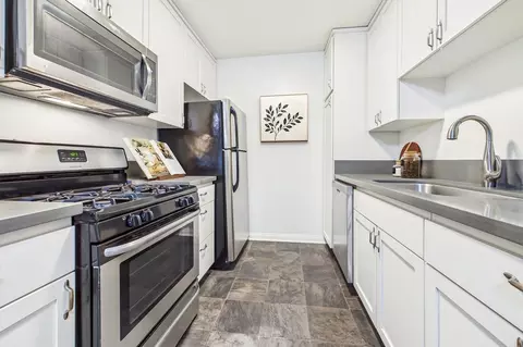 5049 Buffalo Ave, Sherman Oaks, CA 91423