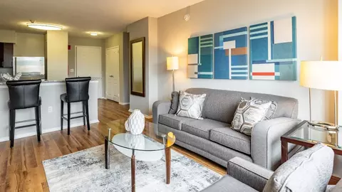 Bank St, White Plains, NY 10606