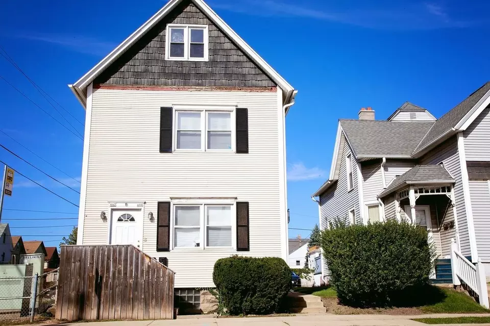  442 E Lincoln Ave, Milwaukee, WI 53207 photo 7
