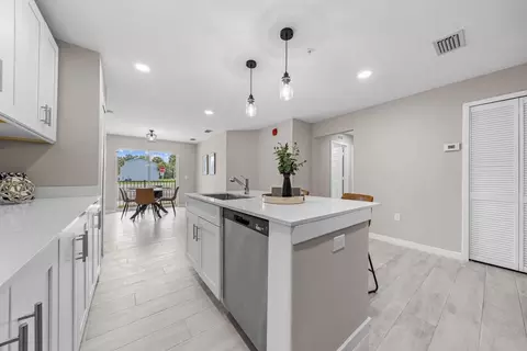 1701 Forest Knoll Dr NE, Palm Bay, FL 32905 photo 4