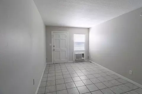 722 S Woodland St, Winter Garden, FL 34787