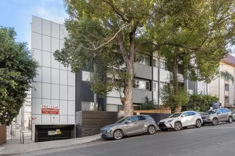 7244 Hillside Ave, Los Angeles, CA 90046