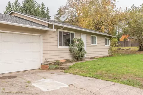 8020 SW Thorn St, Metzger, OR 97223