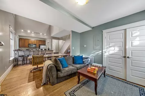 705 Interdrive, University City, MO 63130