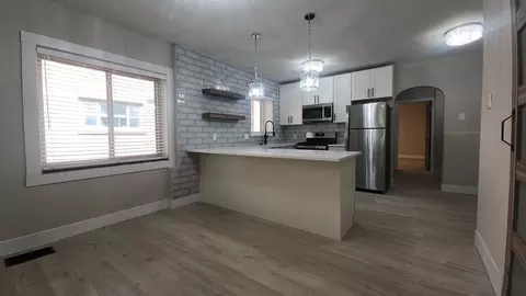 6401 Nottingham Ave, Saint Louis, MO 63109