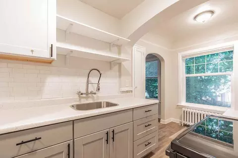 315 Summit Ave E, Seattle, WA 98102 photo 12