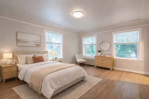 315 Summit Ave E, Seattle, WA 98102