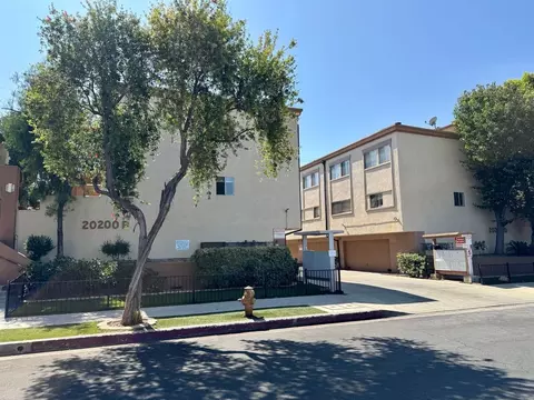 20200 Cantara St, Los Angeles, CA 91306