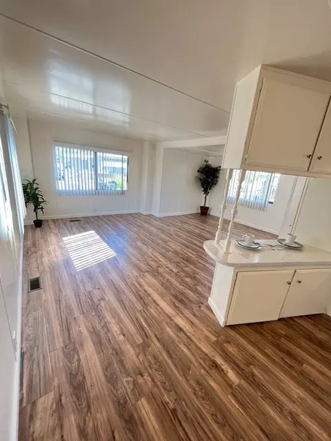 954 Henderson Ave, Sunnyvale, CA 94086 photo 5