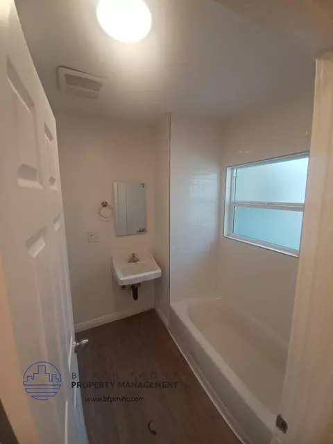 1145 E 1st St, Long Beach, CA 90802 photo 11