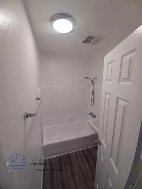 1145 E 1st St, Long Beach, CA 90802 photo 10