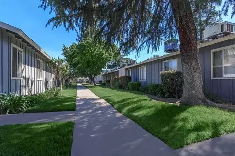 401 Villa Ave, Clovis, CA 93612 photo 34