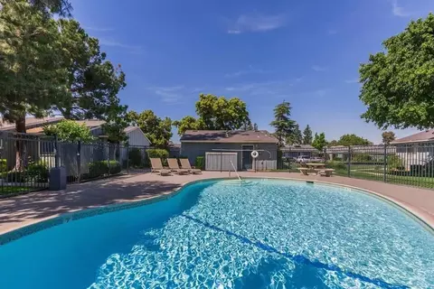 401 Villa Ave, Clovis, CA 93612 photo 39