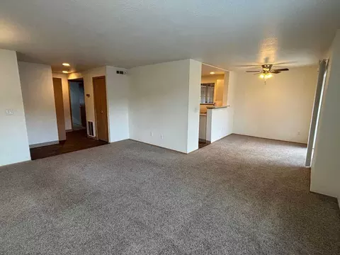 2511 NW Edenbower Blvd, Roseburg, OR 97471