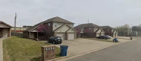 2709 N Highview St, Joplin, MO 64801