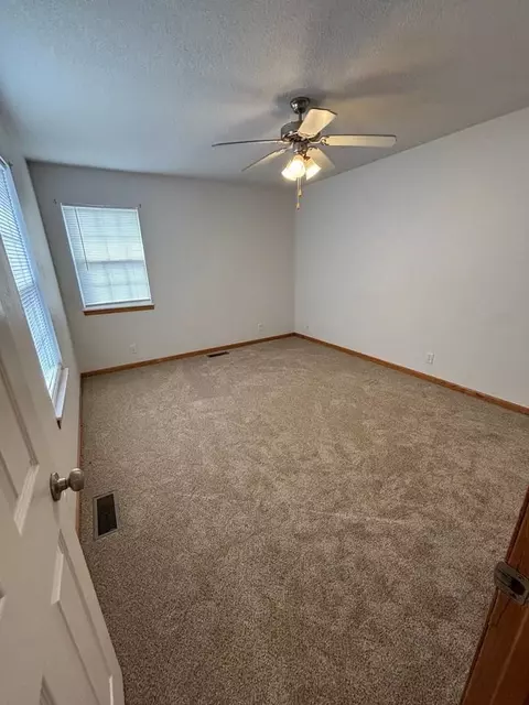 2709 N Highview St, Joplin, MO 64801 photo 7