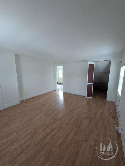 30 N Main St, Natick, MA 01760