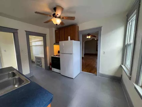 3461 E Plankinton Ave, Cudahy, WI 53110