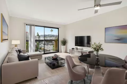 1255 N Orange Dr, Los Angeles, CA 90038