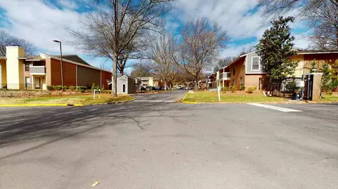 1022 Forest Oak Dr, Charlotte, NC 28209 photo 36