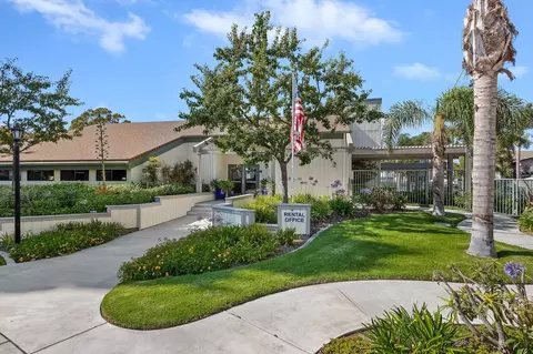 701 Aster St, Oxnard, CA 93036 photo 2
