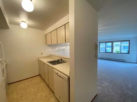 12542 35th Ave NE, Seattle, WA 98125