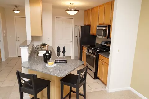 2219 Teakwood Cir, Highland, IN 46322