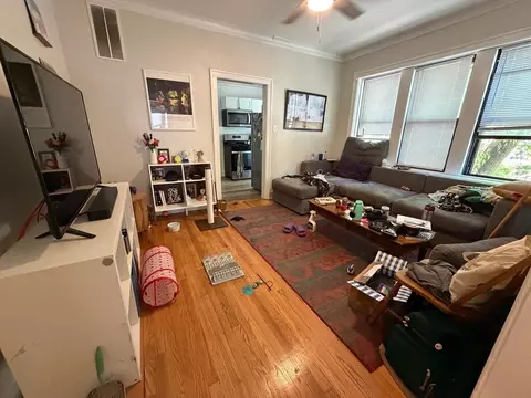 2325 W Addison3547-49 N Claremont, Chicago, IL 60618