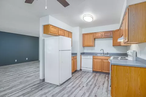 3131 W Hood Ave, Kennewick, WA 99336