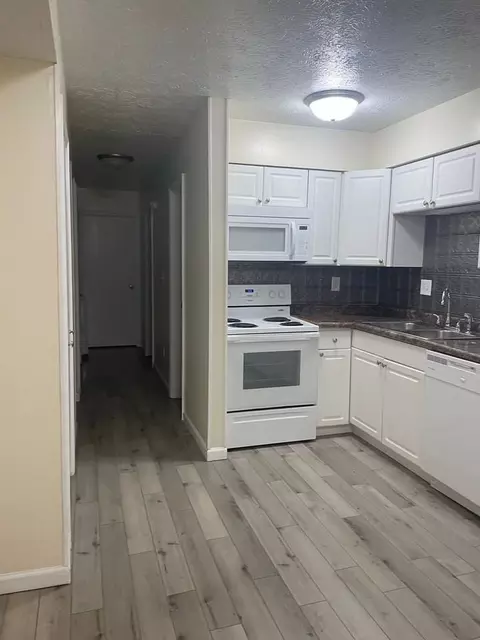 110 E Columbia St, West Lafayette, IN 47906 photo 9