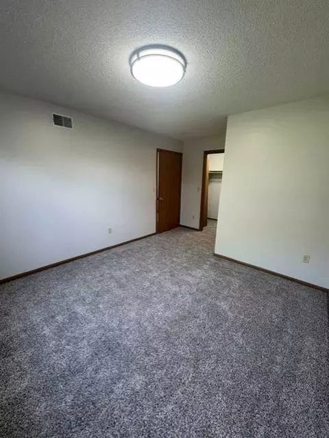 4534 4532 4534 4536 Douglas Ave, Des Moines, IA 50310 photo 11