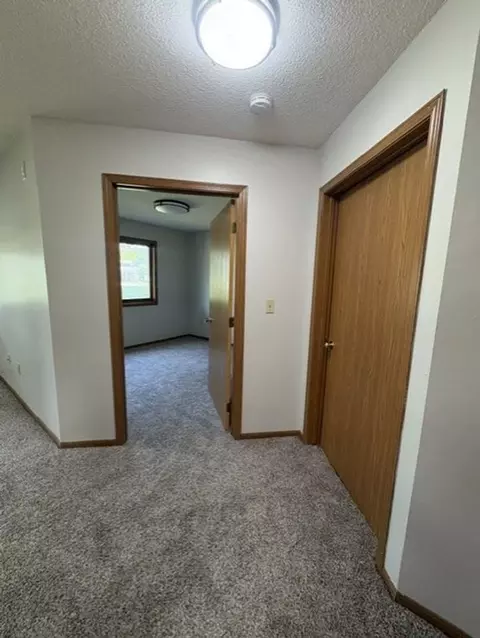 4534 4532 4534 4536 Douglas Ave, Des Moines, IA 50310 photo 9