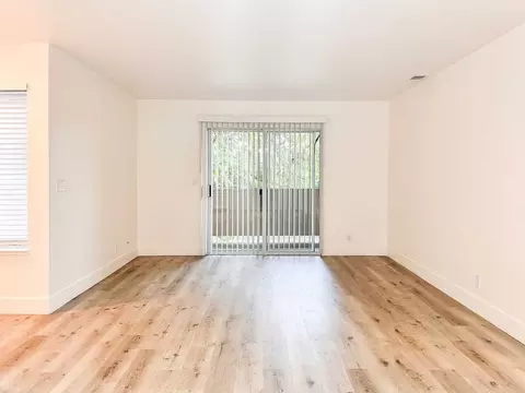 2590 2594 California Park Dr, Chico, CA 95928