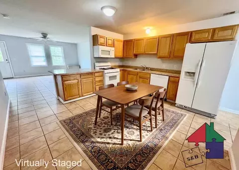 368 Route 7 S, Milton, VT 05468