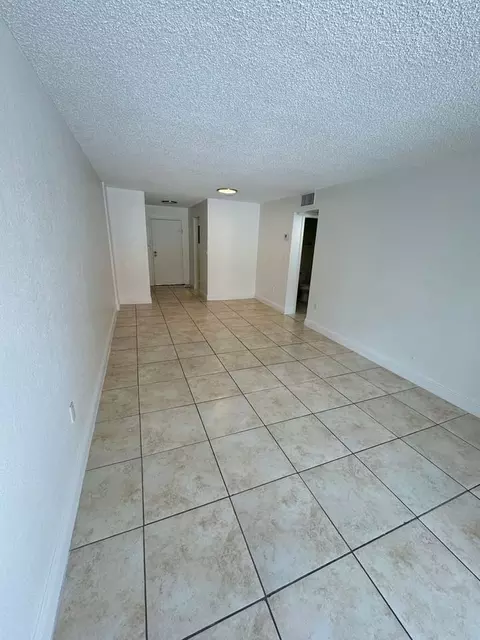 1805 Sans Souci Blvd, North Miami, FL 33181