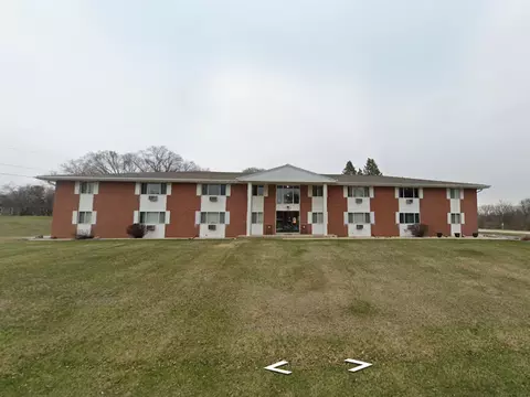 5860 S 116th St, Hales Corners, WI 53130