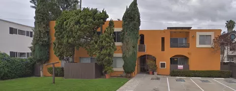 1920 Thomas Ave, San Diego, CA 92109