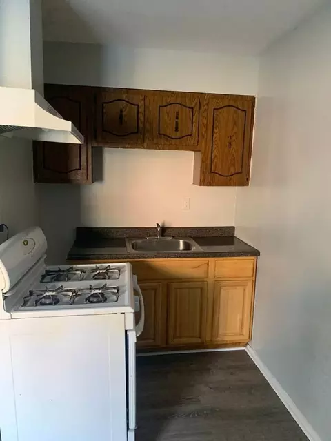51-57 Park Ave, Paterson, NJ 07501
